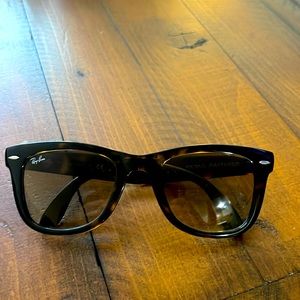 WAYFARER FOLDING CLASSIC